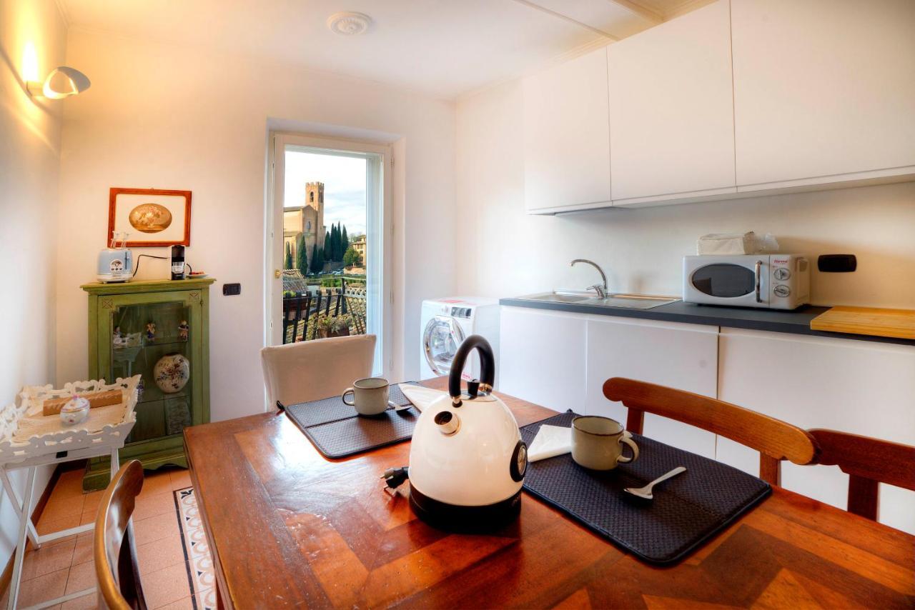Dama Charming Apartment 100M From Piazza Del Campo Siena Luaran gambar