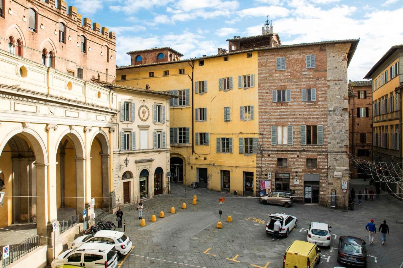 Dama Charming Apartment 100M From Piazza Del Campo Siena Luaran gambar